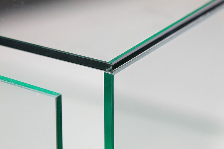 How UV Bonding Works on Glass? Dutko Worldwide